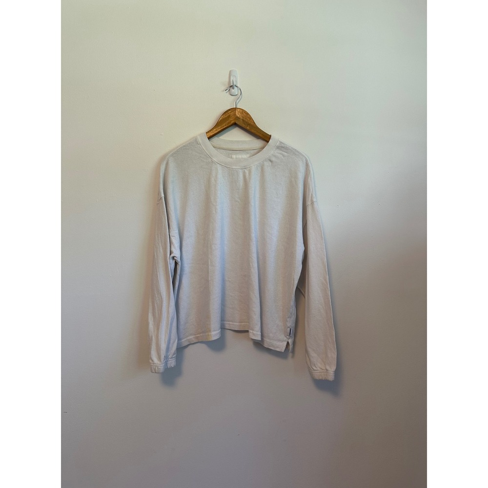 Le Bon Shoppe Long Sleeve White T-Shirt | Size Medium